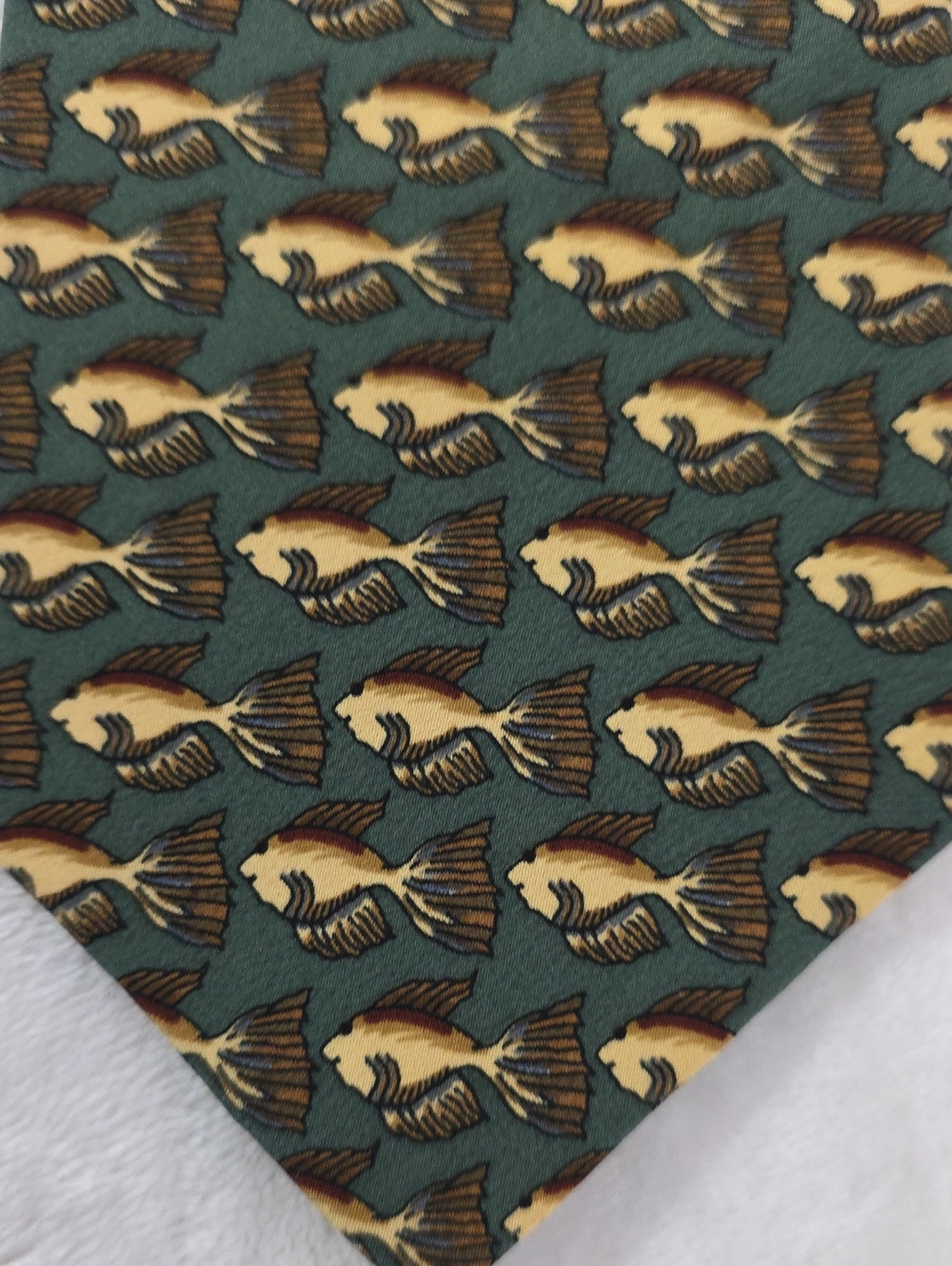 J. Garcia Fish Print Silk Hand Sewn Necktie Green Novelty Fishing Outdoors
